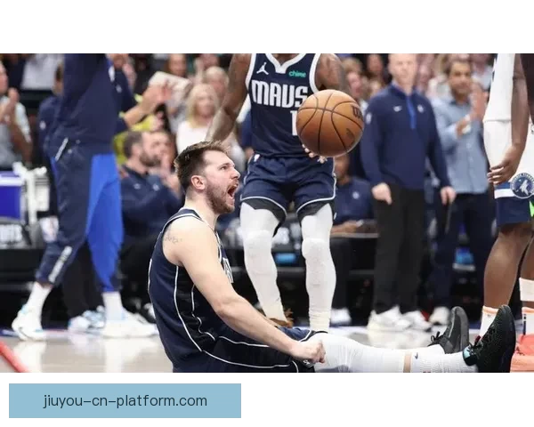 24日NBA焦点战前瞻东契奇力拼连胜勇士能否止住连败颓势 24日NBA焦点战前瞻东契奇力拼连胜勇士能否止住连败颓势