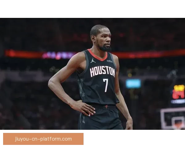 杜兰特分析首节大幅落后原因 并呼吁西雅图早日迎来NBA球队